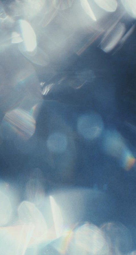 Soft light scattering through glass